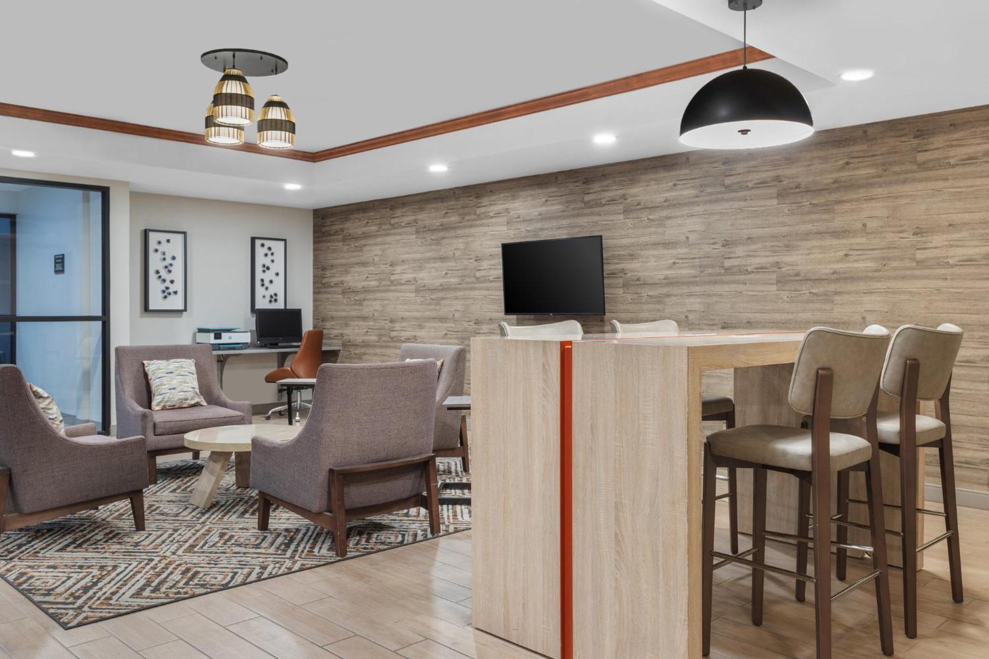 Candlewood Suites La Crosse By Ihg Exterior photo