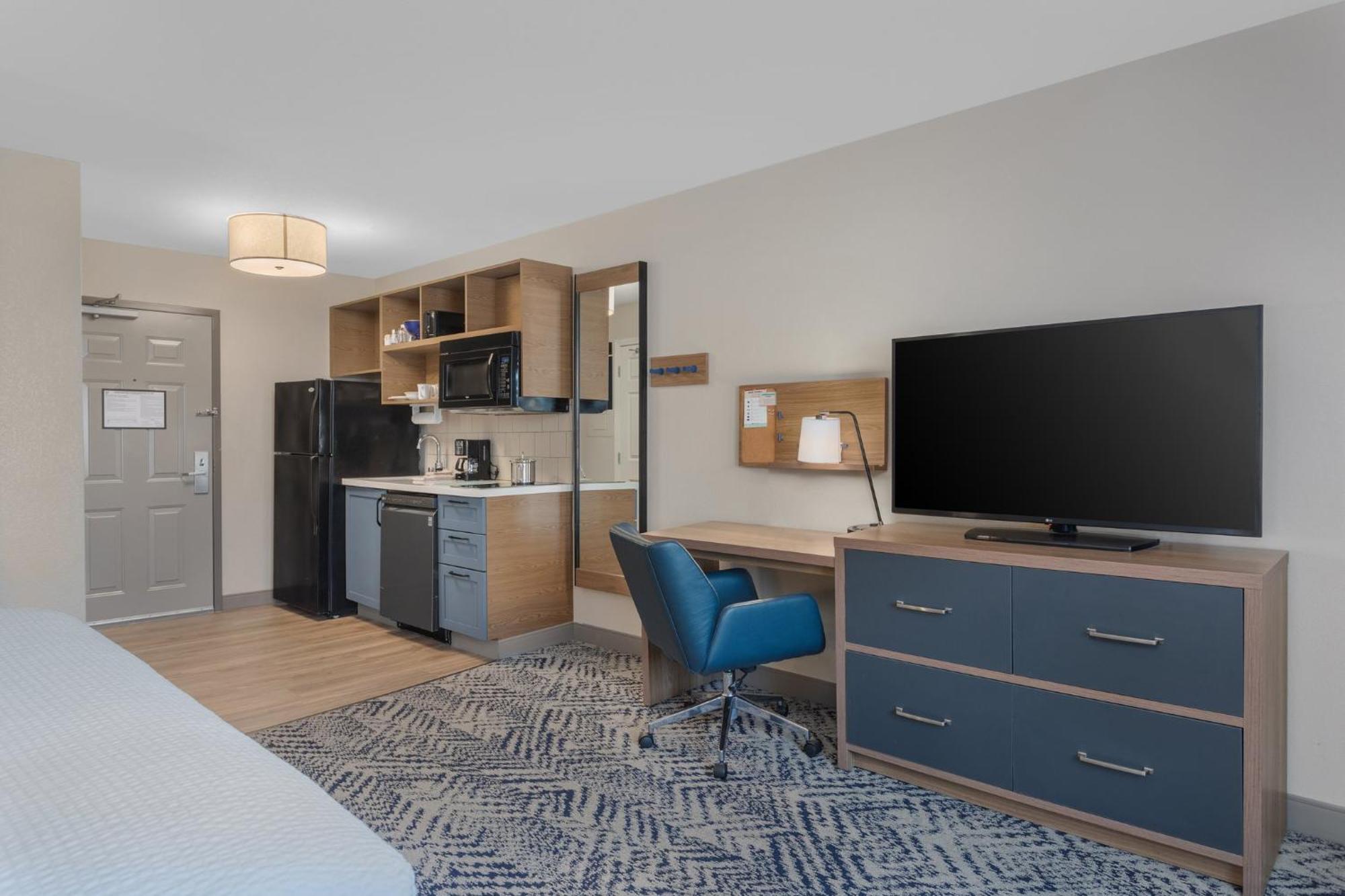 Candlewood Suites La Crosse By Ihg Exterior photo